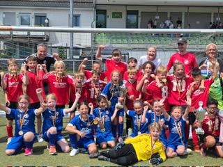 Unsere Schule ist Doppel-Stadtmeister im Fußball  